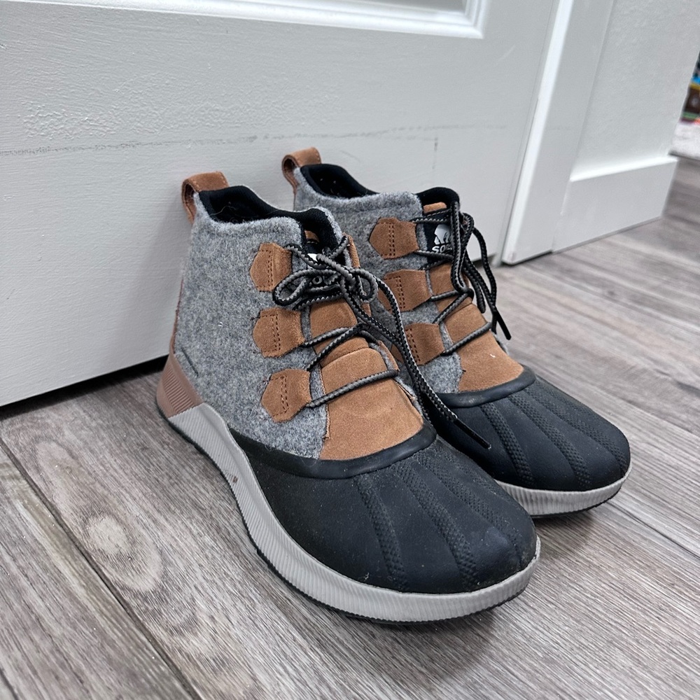 Women’s Sorel boots